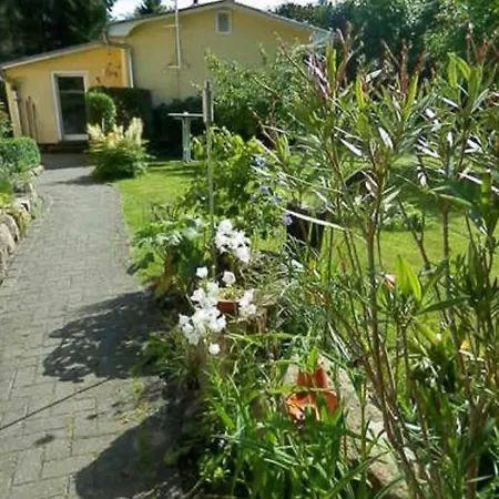 Apartment Heidtschmidhof Gaestehaus Wolgast