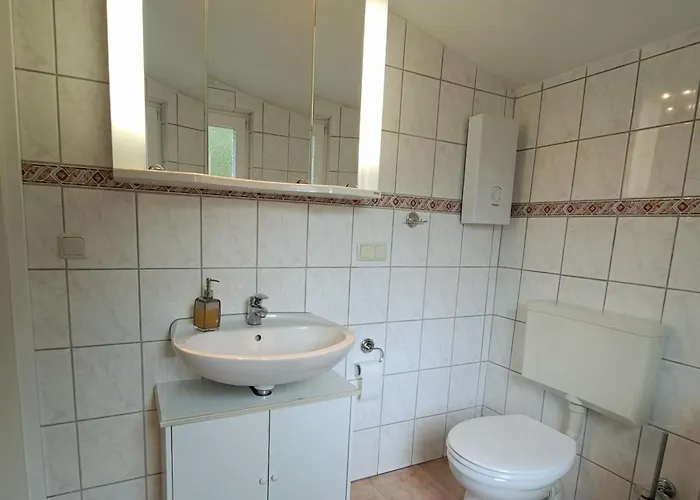 Heidtschmidhof Gaestehaus Lägenhet Wolgast